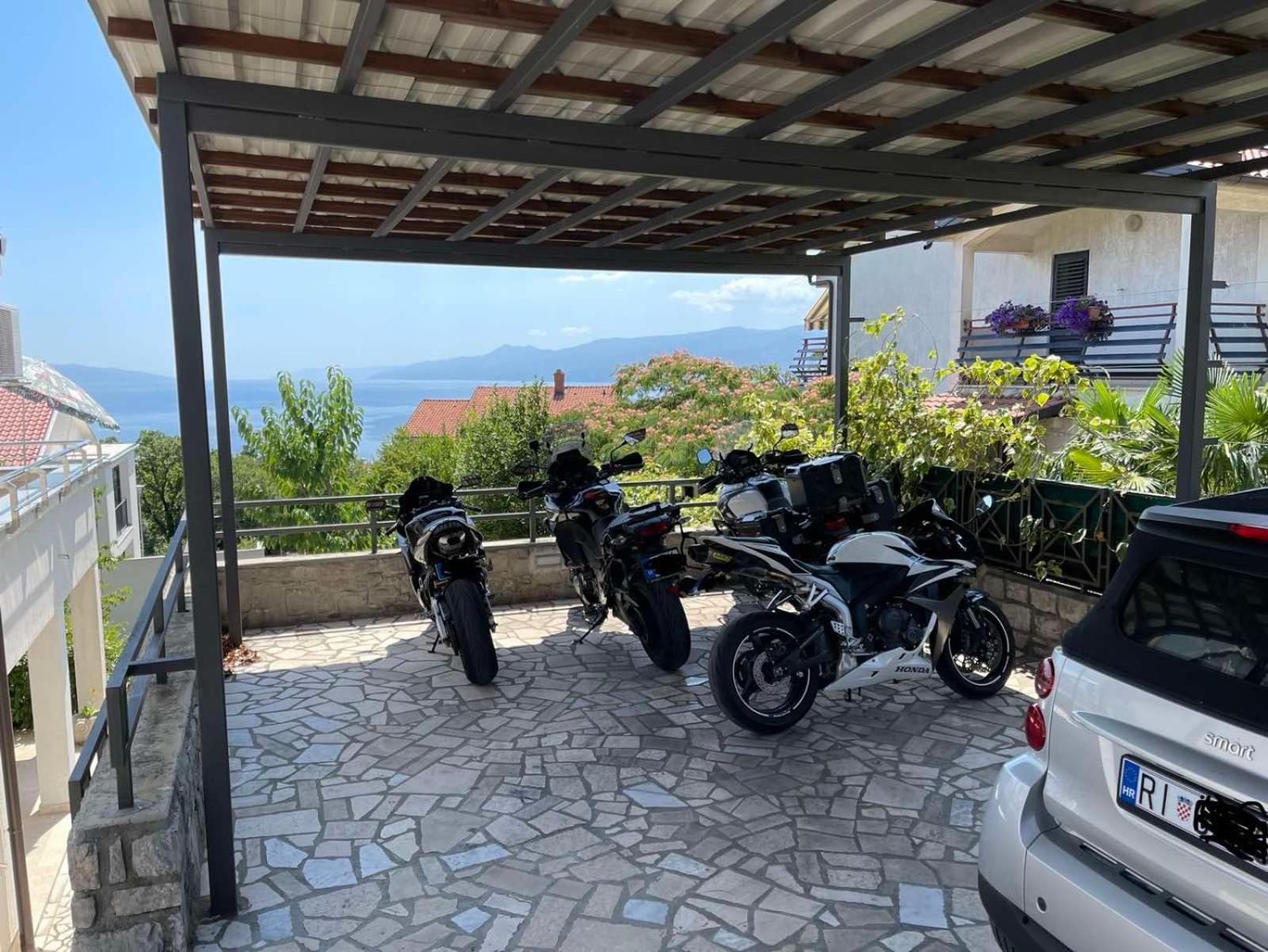 Deluxe Apartment Dora With A Private Parking, Terrace And See View Rijeka Exterior photo